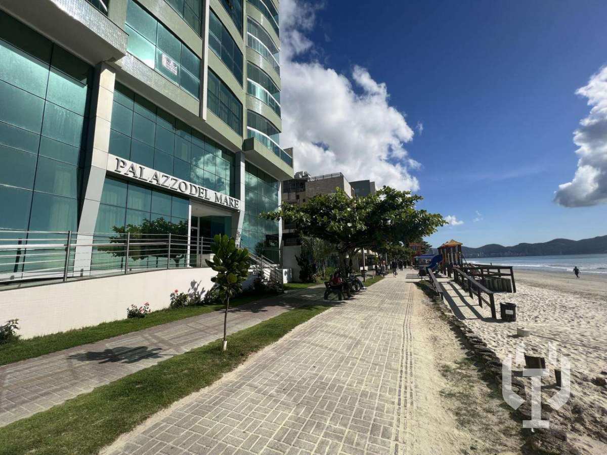 - Apartamento à venda, no PALAZZO DEL MARE em Itapema, Meia Praia, com 4 quartos, 240m²