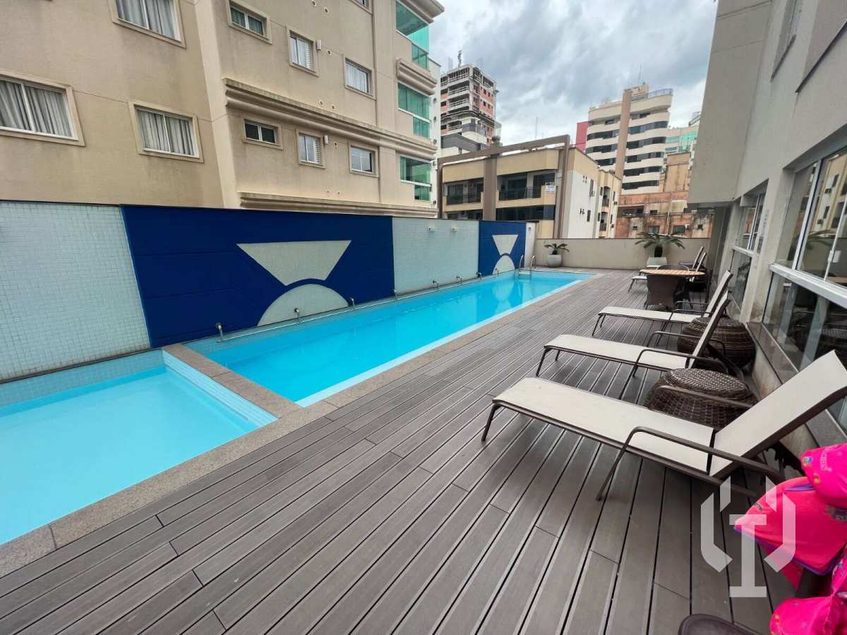  - Apartamento à venda, no EDIFÍCIO MOUNT EVEREST em Itapema, Meia Praia, com 4 quartos, 268,27m²