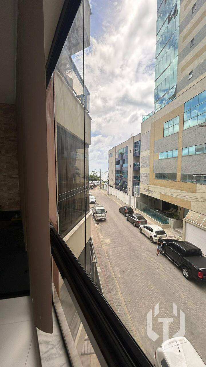  - APARTAMENTO NA QUADRA MAR COM 3 DORM PARa locação anual