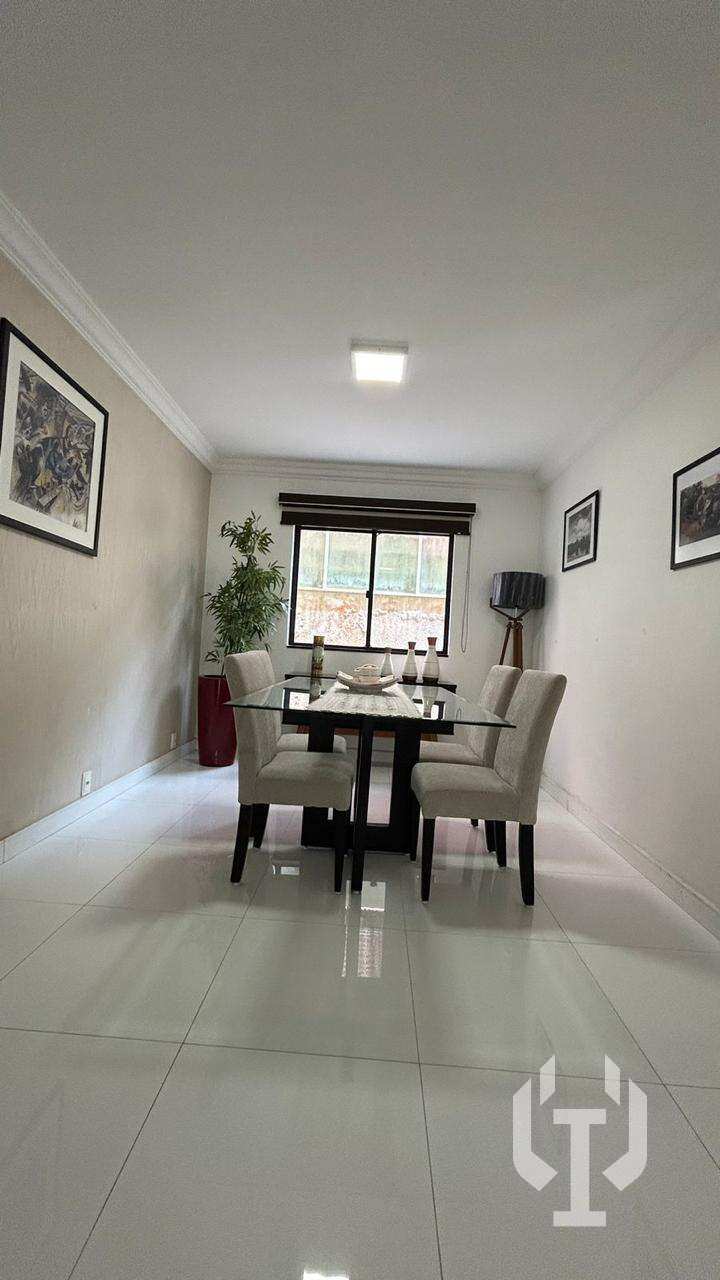  - APARTAMENTO NA QUADRA MAR COM 3 DORM PARa locação anual