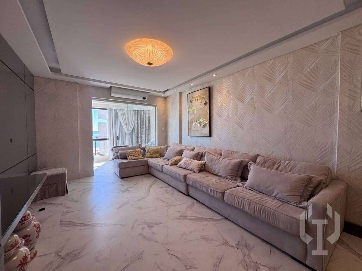 - Apartamento para alugar em Balneário Camboriú, Centro, com 3 quartos, 150m²