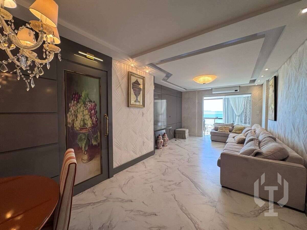  - Apartamento para alugar em Balneário Camboriú, Centro, com 3 quartos, 150m²