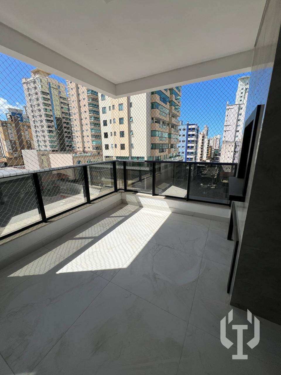 Apartamento para alugar em Itapema, com 3 quartos, 120m² - Invicta Itapema - Assessoria Imobiliária