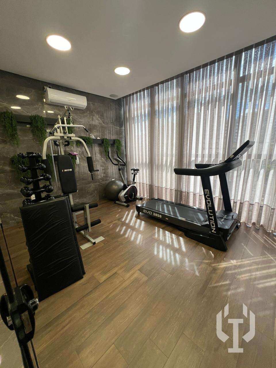  - Apartamento para alugar em Itapema, com 3 quartos, 120m²