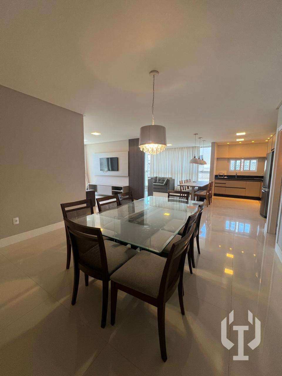  - Apartamento para alugar em Itapema, Meia praia, com 3 quartos, 159m²